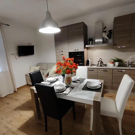 Apartment La Piccola Loggia